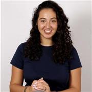 Étudiante en école de communication/pub, je suis très à l’écoute et ravie de donner du soutien scolaire en italien !